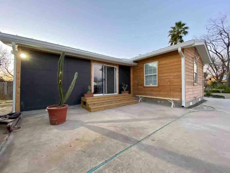 La Mariposa - New! 5 Min To Downtown!