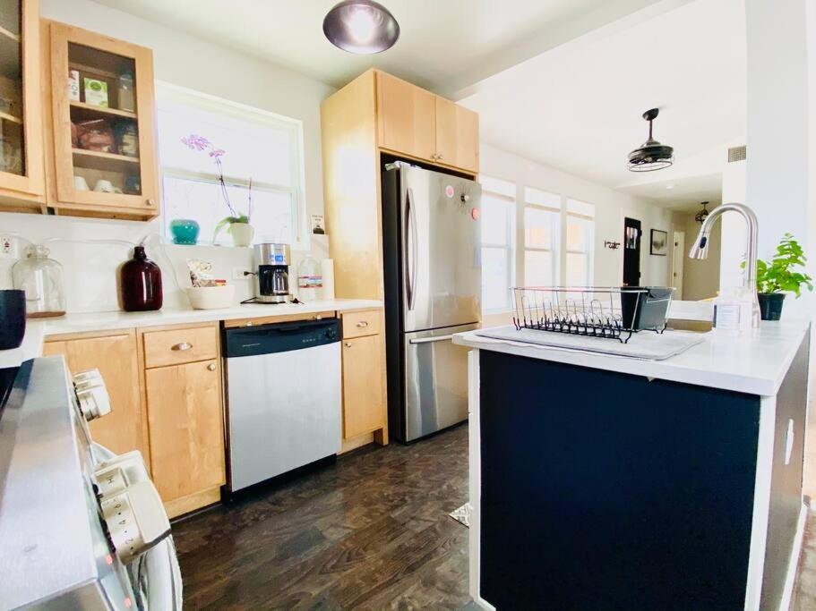 La Mariposa - New! 5 Min To Downtown!